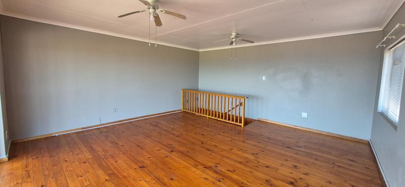 4 Bedroom Property for Sale in Dana Bay Western Cape